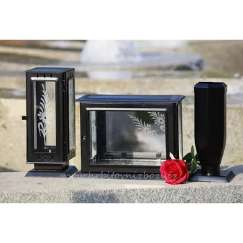 Smuteční dekorace Hřbitovní lampa velká s vázou a fotoskříňkou černá