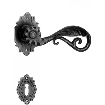 Dveřní kování Kovaná klika ke dveřím model 15