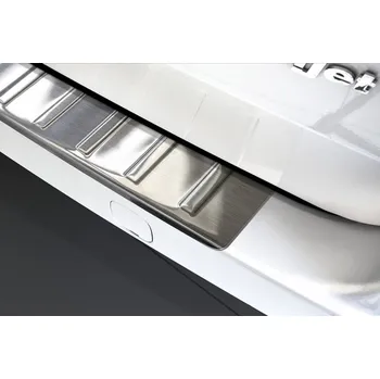 Lišta karosérie Nerezová ochranná lišta zadního nárazníku Peugeot Bipper 07-