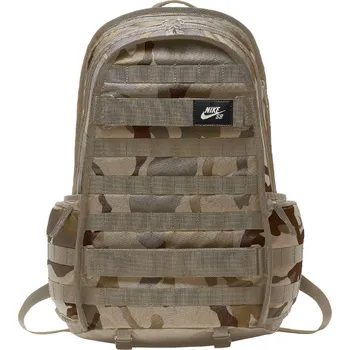 Sportovní batoh NIKE SB RPM Backpack, AOP Desert Camo