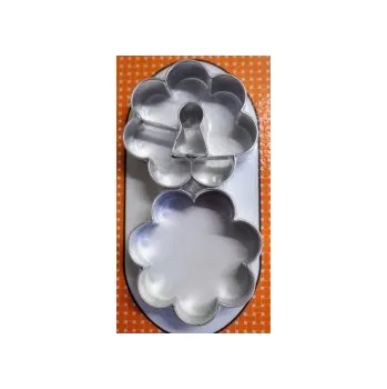 Vykrajovátko Vykrajovátka - Dvojsada Květ s klíčovou dírkou 4,8 cm