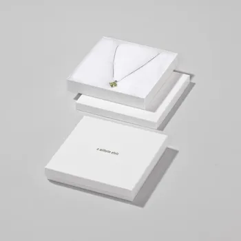 Dárková krabička Papírová krabička 8646