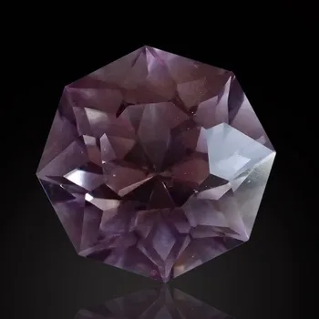 Drahý kámen Ametyst z Moravy 11x11mm Váha: 5.10ct