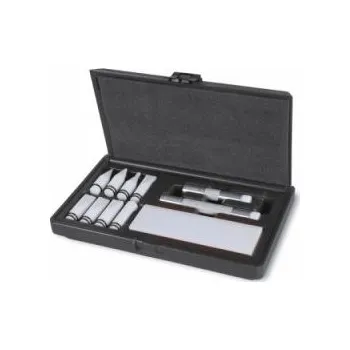 Sada nářadí sada plastových sekáčů a dlát na rovnání karoserií bez poškození laku,