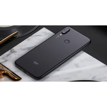 Xiaomi Redmi 7 mobilní telefon