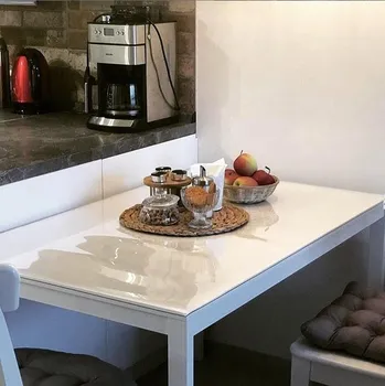 ubrus Mekke sklo Ubrus na stůl z měkkého skla 57x120 cm Ubrus: Průhledná lesklá folie