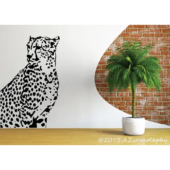 Samolepící dekorace Samolepky na zeď - Sedící gepard - S (35 x 55 cm)