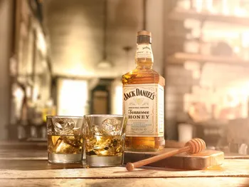 medová whisky Jack Daniel's Tennessee Honey