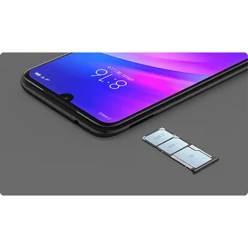 Xiaomi Redmi 7 tři sloty
