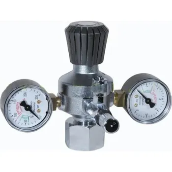 Ventil Redukční ventil se dvěma manometry a jehlovým ventilem na CO2