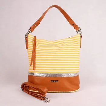 Kabelka Žlutá kabelka na rameno i crossbody David Jones 6284-2A