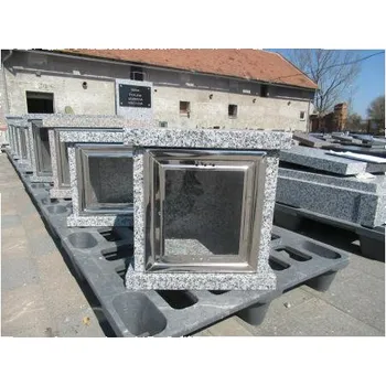 Smuteční dekorace Schránka na jednu urnu ze světlé žuly Rozměry: cca v45 x š40 xh27 cm