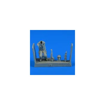 Plastikový model 1/48 Warshaw Pact Aircraft Mechanic - part 5