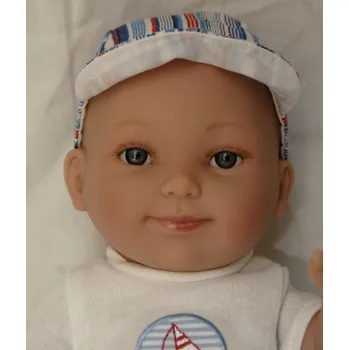 Panenka Realistická panenka Monin v modrých pruh. kraťasech od firmy Vestida de Azul (Doprava zdarma)