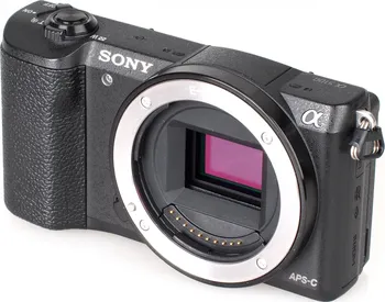 Kompakt s výměnným objektivem Sony Alpha A5100