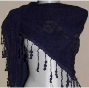 Šála Šála trojcípá s třásněmi a aplikací 385 - modrá tmavá VÝPRODEJ