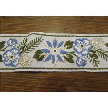 Stuha Stuha vyšívaná š. 5,2 cm x 0,80M MA97