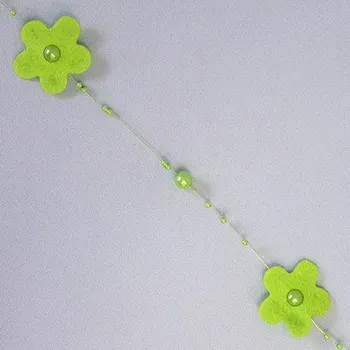 Zahradní dekorace Květinka girlanda filc/perličky 9kv/125cm zelená (H52-1922G)