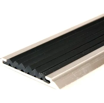 ukončovací lišta Černá hliníková schodová lišta s protiskluzovým páskem FLOMA Antislip - délka 300 cm, šířka 5,3 cm, výška 0,6 cm