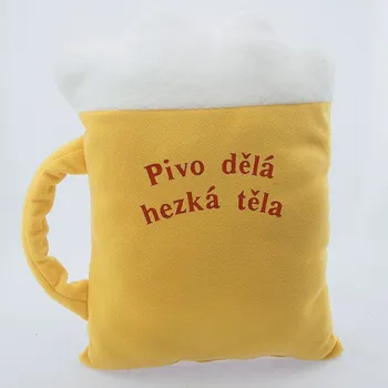 Dekorativní polštářek Fortel Pivo dělá hezká těla 33 x 47 cm