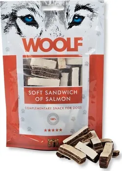 Pamlsek pro psa Woolf Soft Sandwich of Salmon 100 g
