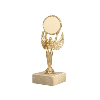 Poháry.com Soška F013 Victoria zlato