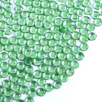 Umělé nehty Broušené kamínky na nehty SS10 - 3 mm se Swarovski efektem 20 ks - PERIDOT