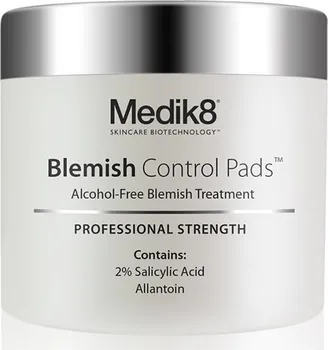 Léčba akné Medik8 Blemish Control Pads 60 ks
