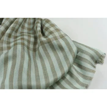 Šála Vlněná vzorovaná šála - jadeitová a světle hnědá kostka