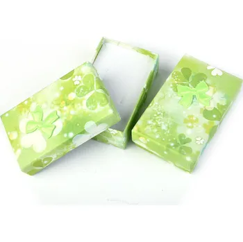 Dárková krabička Dárková krabička papírová čtyřlístky 8 x 5cm