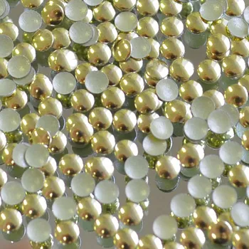 kovové hot-fix kameny barva 01 zlatá lesk velikost 4mm, balení 100 nebo 500ks barva: hot-fix kovový barva 01 zlatá, velikost: velikost 4mm, prodejní balení: balení 100ks