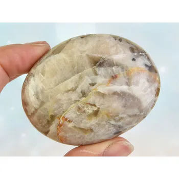 Přírodní kámen Adulár Madagaskar 108g