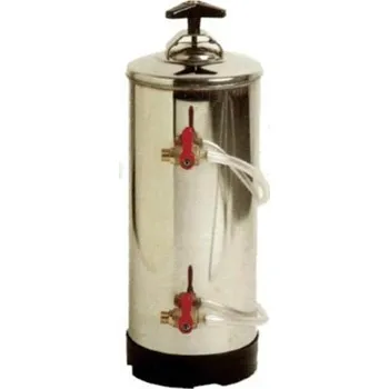 Změkčovač vody Everpure LT 20 – manuální dvoukohoutový změkčovač vody pro profesionální gastro provozy Everpure LT 20 je výkonný manuální dvoukohoutový změkčovač vody, určený pro střední a větší gastronomické provozy. Díky účinnému změkčování vody spolehlivě chrání zaří