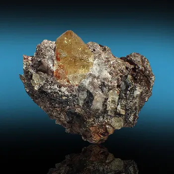 Přírodní kámen Apatit z Mexika 74x55mm, krystal: 22x16mm