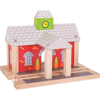 Vláček a vláčkodráha Dřevěné vláčky nádraží (Nádraží pro dřevěné vláčkodráhy)