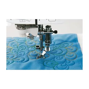 Otevřená quiltovací kovová patka F 061