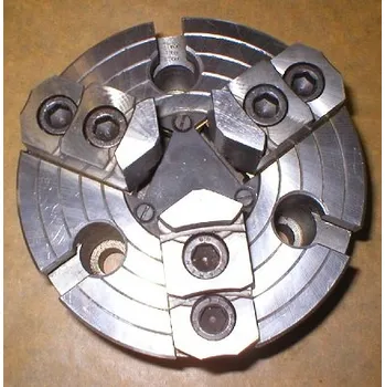 Sklíčidlo Pneumatické sklíčidlo PU3S - 160/3, Poličské strojírny, ON 243802 (Průměr sklíčidla - 160 mm, počet čelistí - 3. Ostatní rozměry na požádání sdělím.)