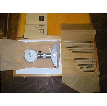 Mikrometrický hloubkoměr s úchylkoměrem - 0-130 mm, ČSN 251844, TGL (Ilustrační foto, tento hloubkoměr již prodám, mám jiné. Zašlete poptávku.)