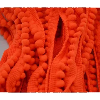 Prýmek - bambulky 15 mm, oranžová, balení 4m