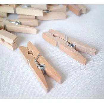 Dřevěný mini kolíček