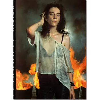 Populárně naučná literatura pro dospělé Annie Leibovitz - Patti Smith Edition – Steve Martin, Graydon Carter, Hans Ulrich Obrist, Paul Roth - Annie Leibovitz (2014, počet stran: 476)