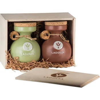 Rostlinný olej Dřevěný dárkový box s BIO extra panenským olivovým olejem Koroneiki a BIO hroznovým octem s bergamotem 400ml Ladolea