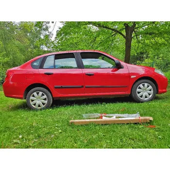 Lišta karosérie Boční lišty dveří Renault Thalia II 2008-2014 • Rider