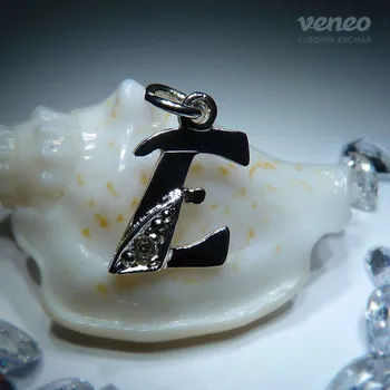 Přívěsek Písmenko psací malé se zirkonem a plastikou Z260/0-E, Materiál: Bílé zlato, ryzost 585/1000