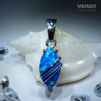 Přívěsek Marabelle – přívěsek s thajským opálem a plastikou, Materiál: Bílé zlato, ryzost 585/1000