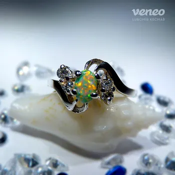 Prsten Sabrina - prsten se zeleným opálem a čirými zirkony , Materiál: Růžové zlato, ryzost 585/1000