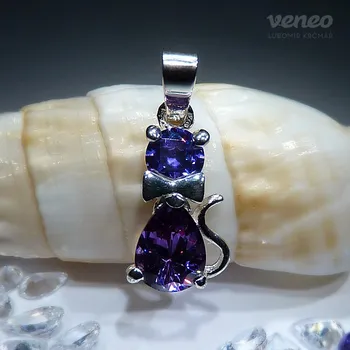 Přívěsek Kočka 3095 - přívěsek s ametysty, Materiál: Bílé zlato, ryzost 585/1000