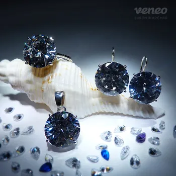 Souprava šperků Diana 14 – sada šperků s čirými zirkony, Materiál: Bílé zlato, ryzost 585/1000