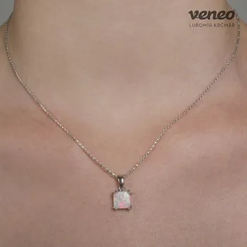 Přívěsek Axana 8 - přívěsek s australským opálem, Materiál: Bílé zlato, ryzost 585/1000