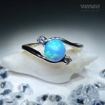 Prsten Nefelé - prsten se světle modrým opálem a čirými zirkony, Materiál: Růžové zlato, ryzost 585/1000